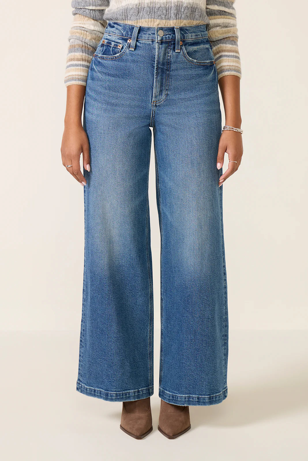 Petite Lana Wide Leg Jean