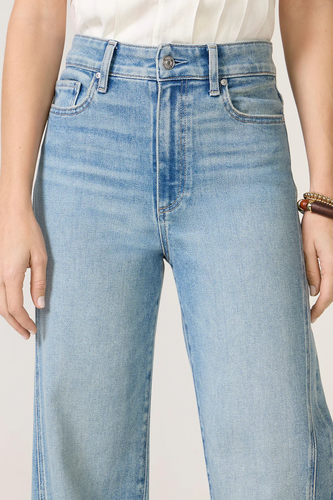 Anessa 31 W Twisted Outseam