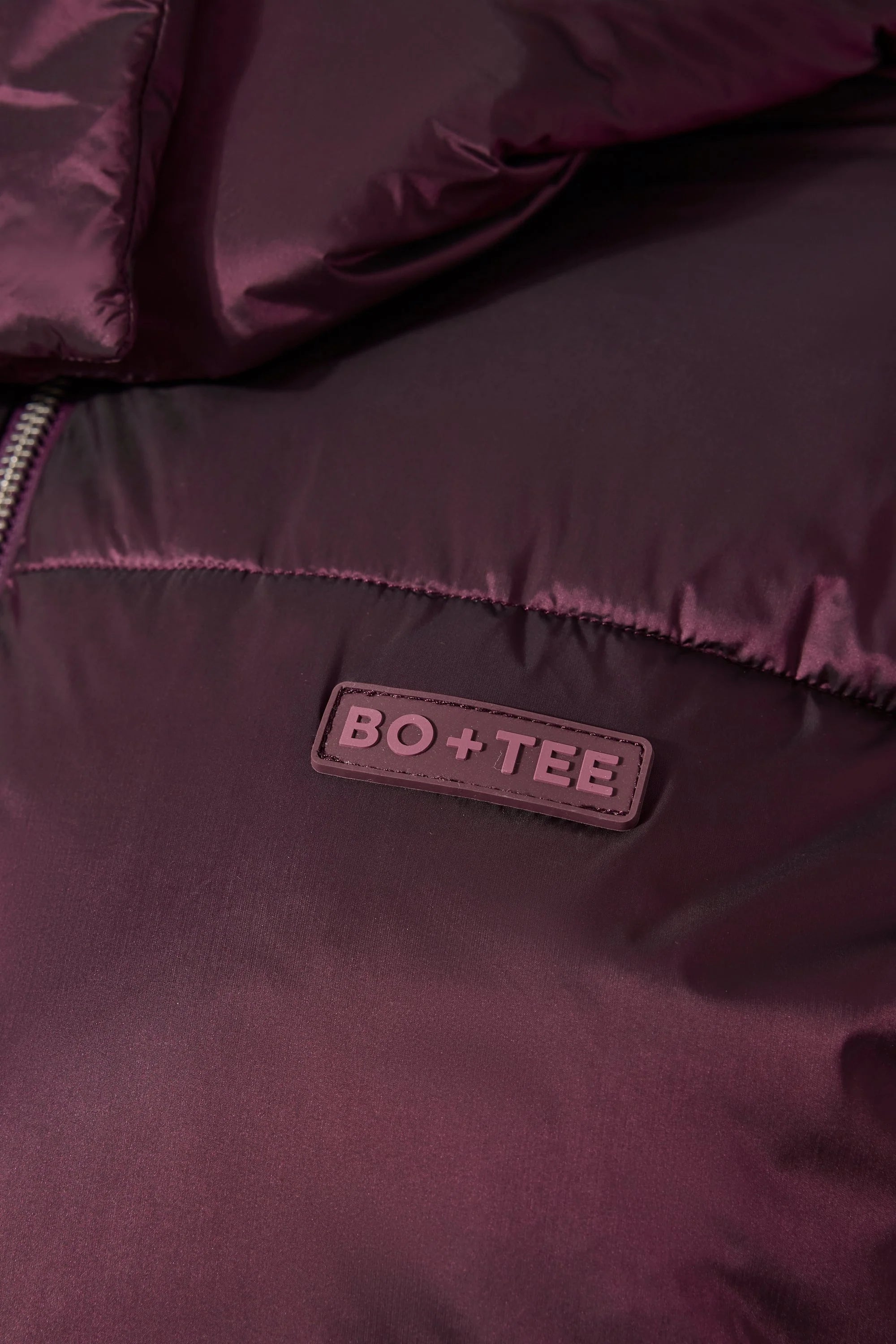 Waterproof Cropped Oversized Ski Jacket in Burgundy