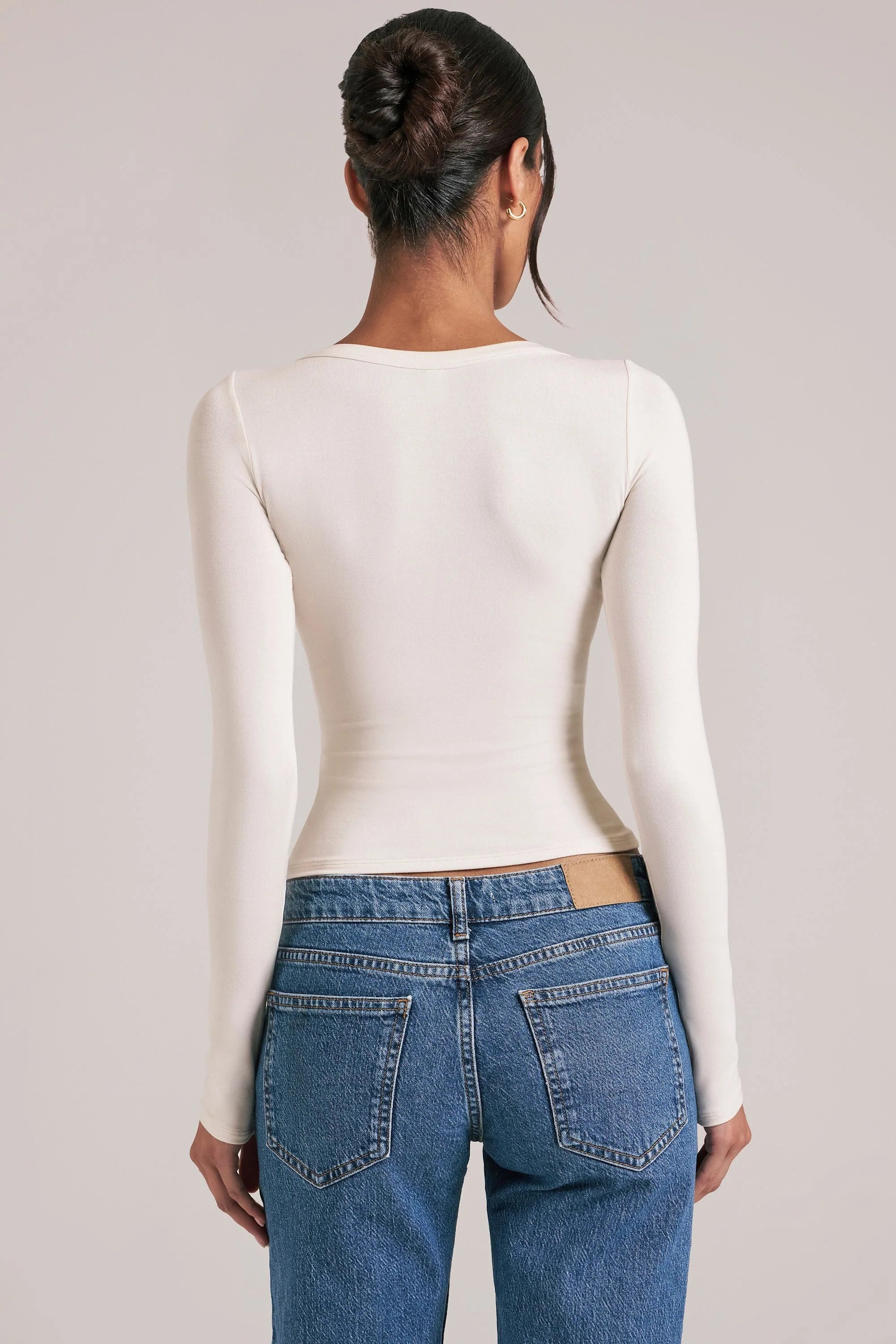 V Neck Long Sleeve Top in Vanilla