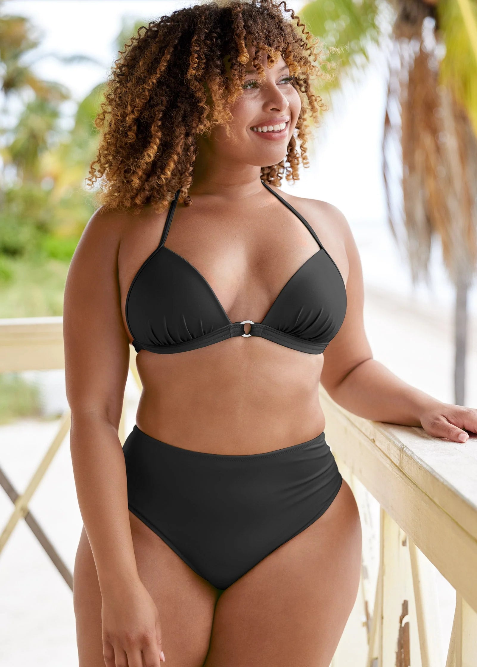 Santa Cruz Push Up Triangle Top Black Beauty