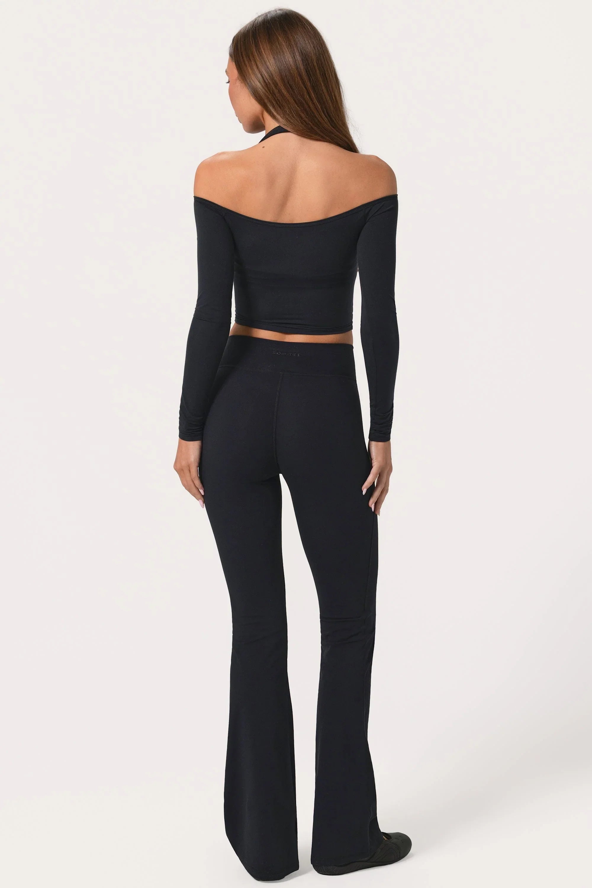 Soft Active V Waist Flared Leggings in Black