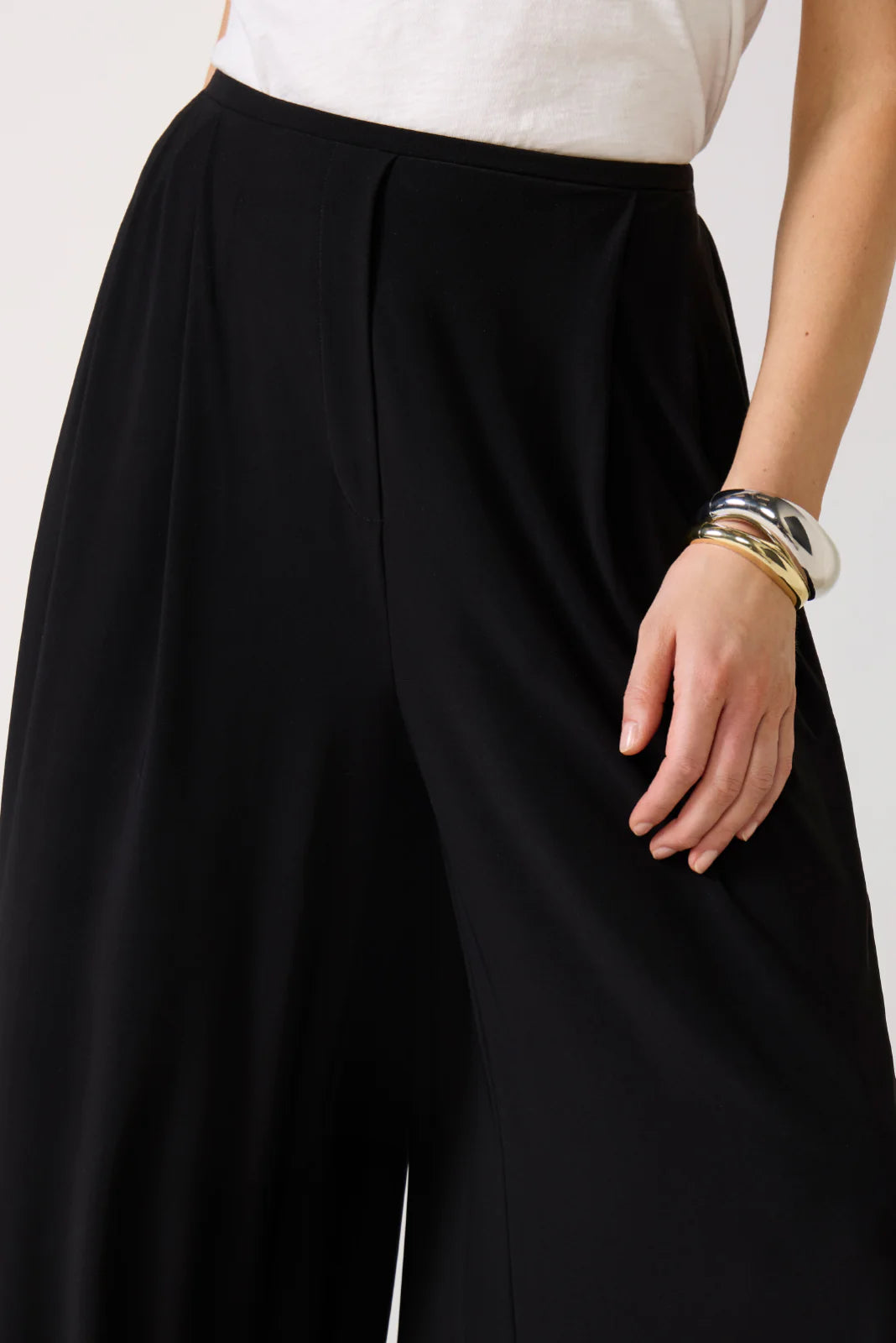 Pleated Wide Leg Pant
