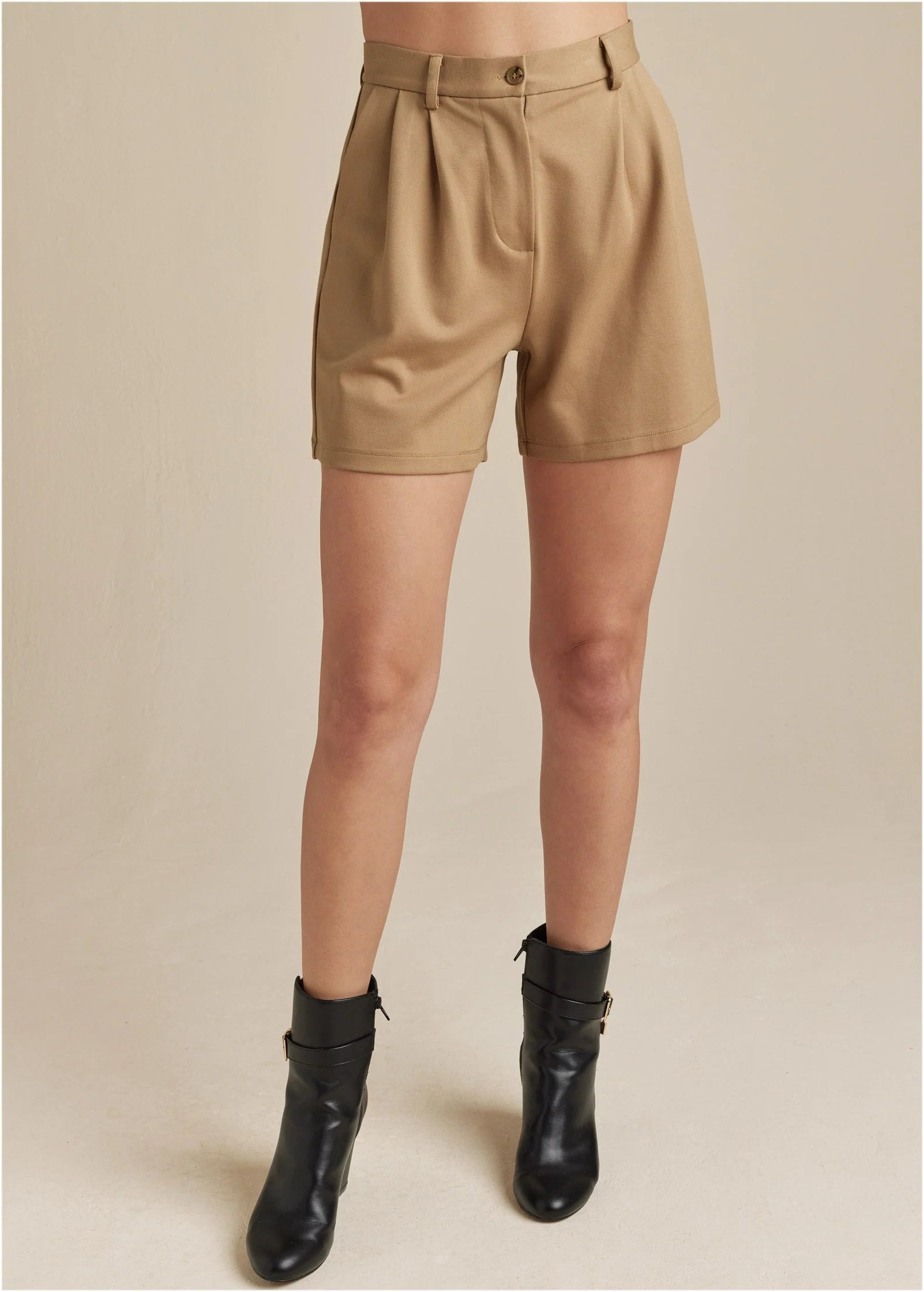 Sleeveless Blazer Short Set Camel