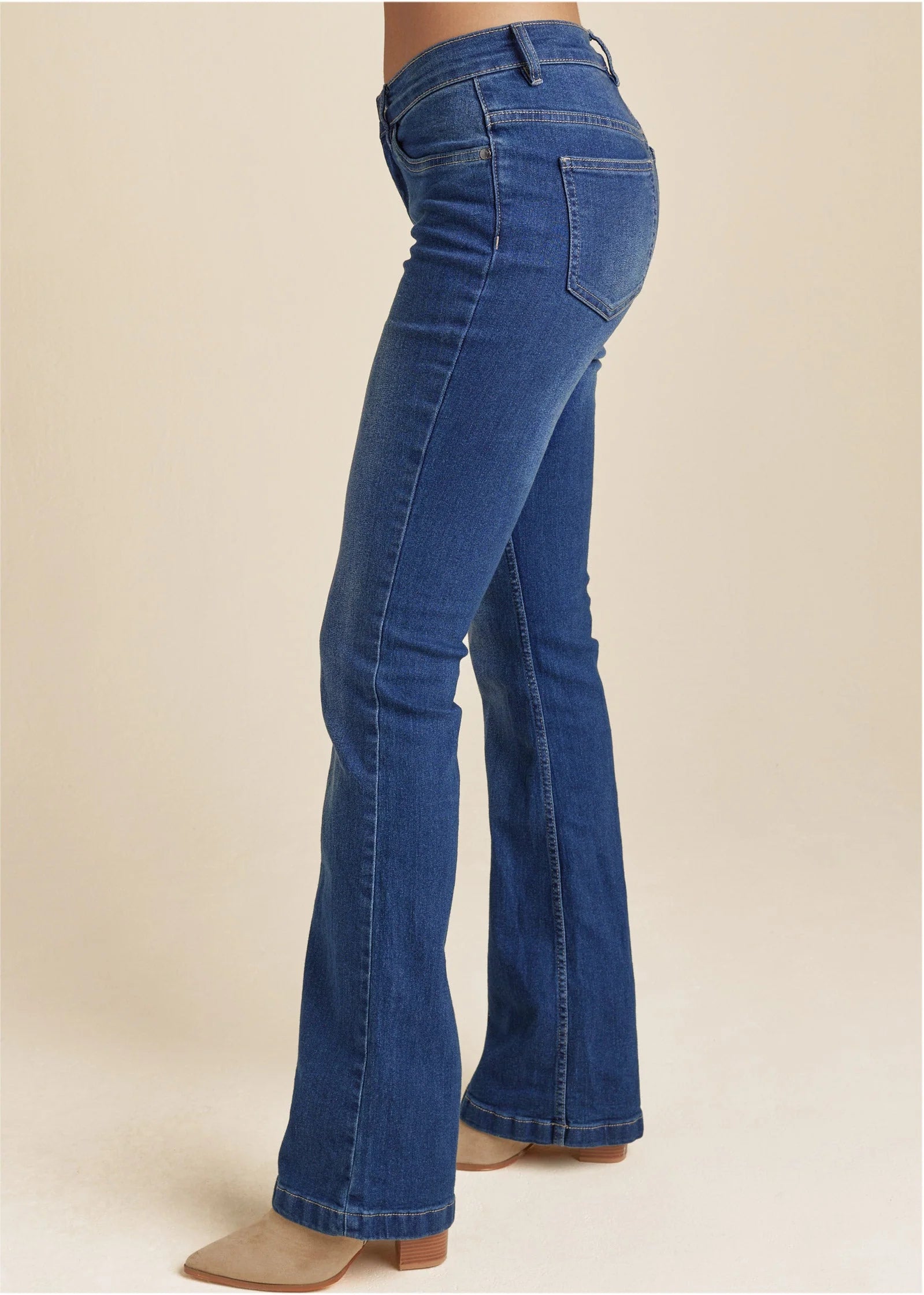 Halle Bootcut Jeans Dark Wash