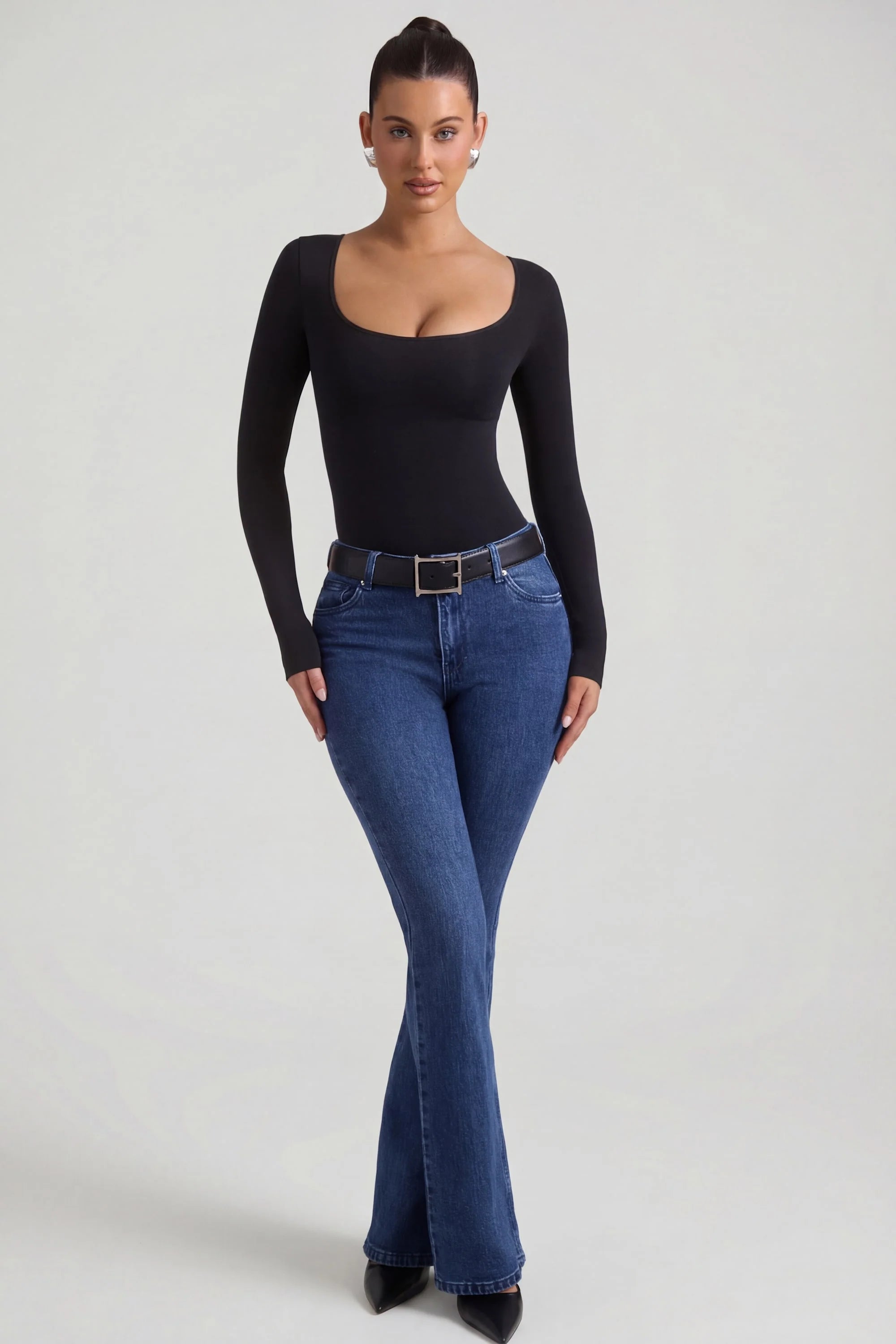 High Rise Flared Jeans in Indigo Wash