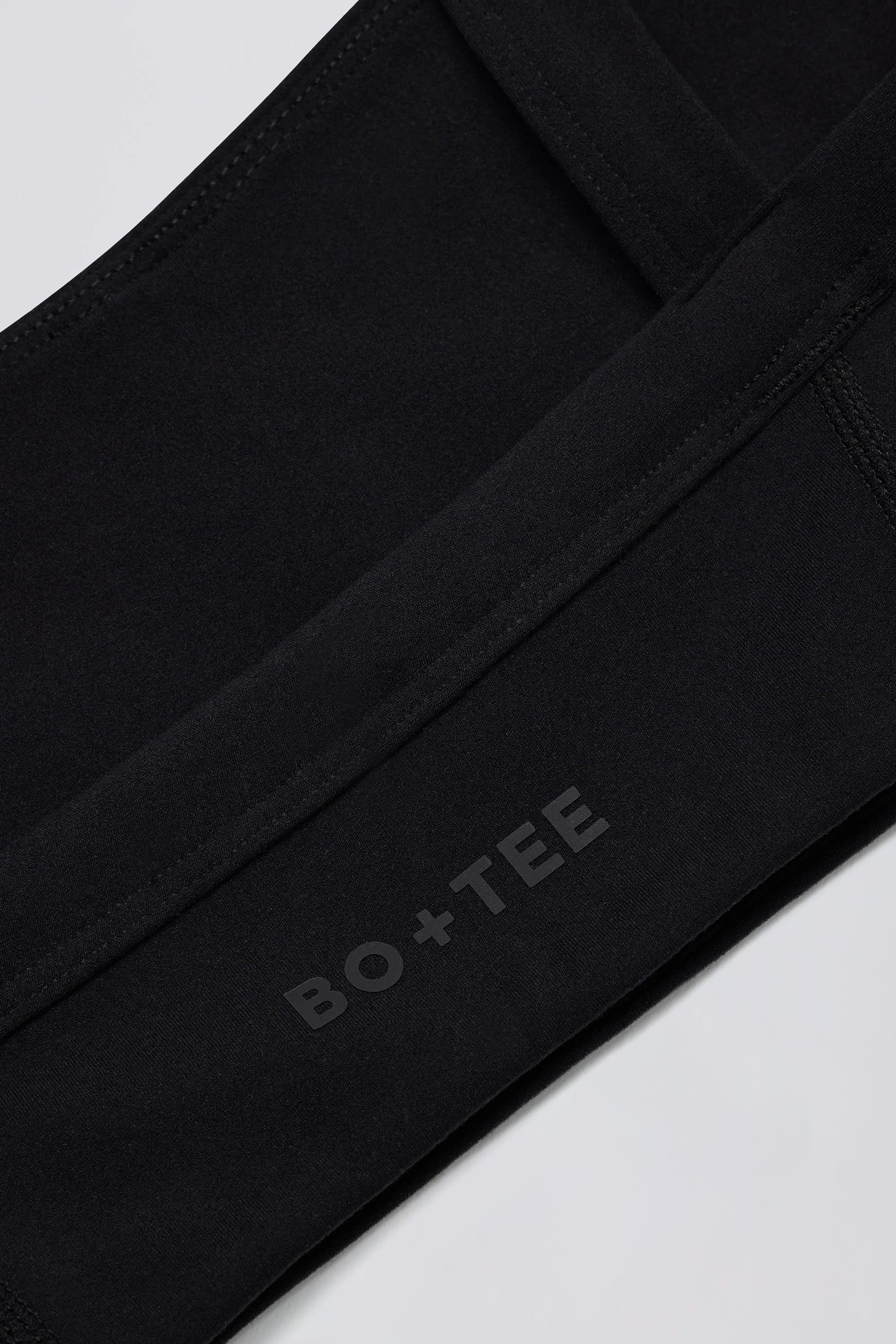 Soft Active Seam Detail Sports Bra in Black