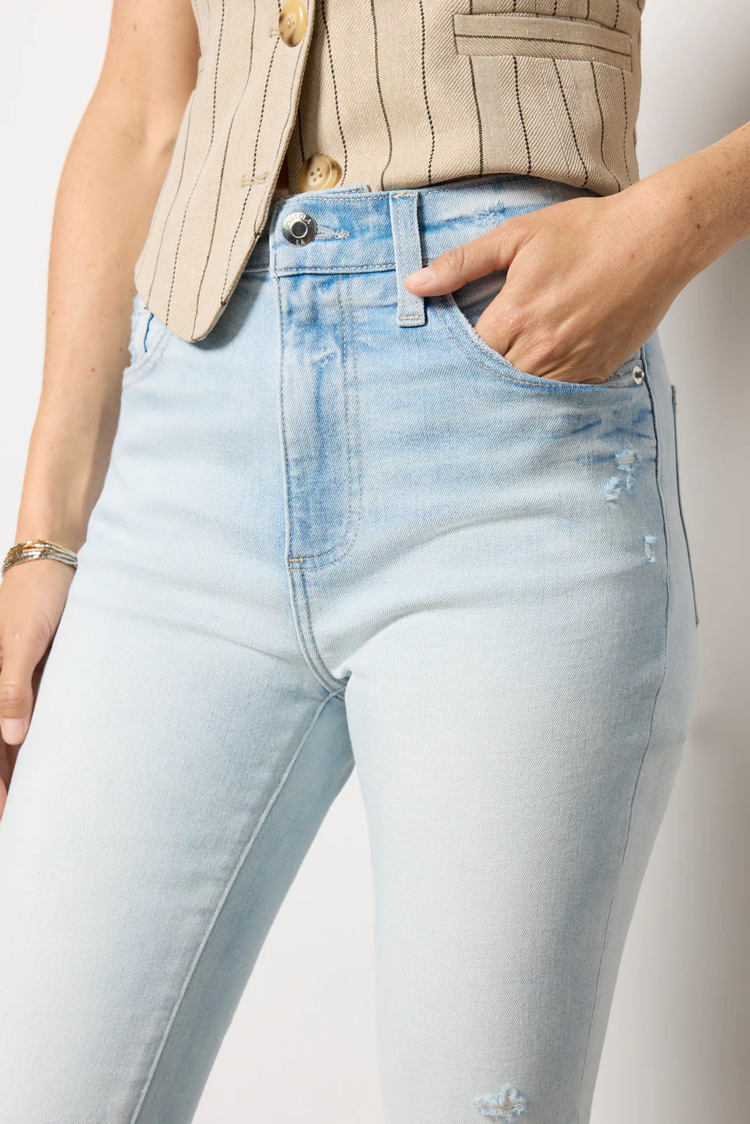 Lennon Jean