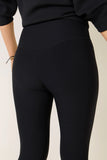 Smooth On Form Legging