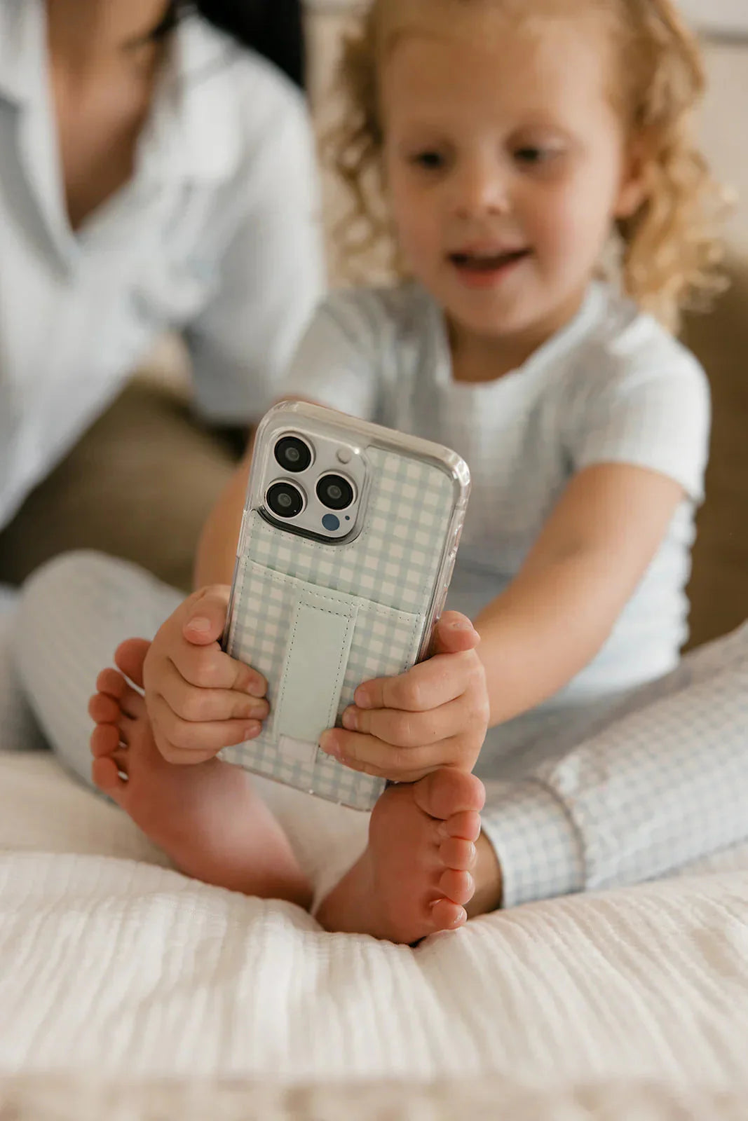 Walli Cases Seaside Picnic Phone Case