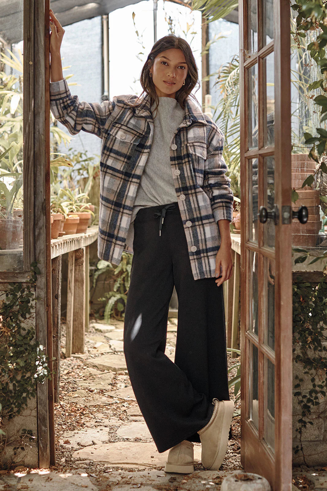 AirEssentials Wide Leg Pant
