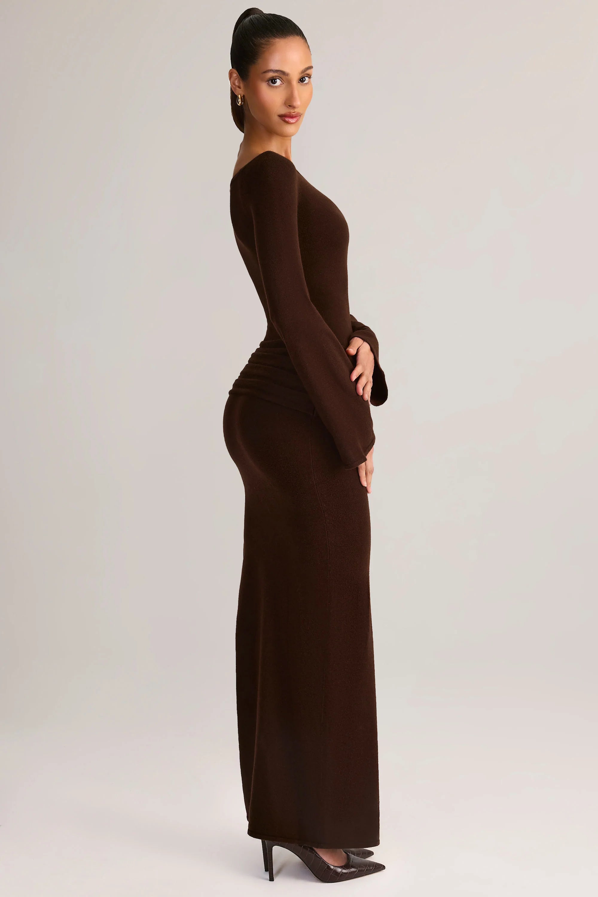 Rib Knit Boat Neck Long Sleeve Maxi Dress in Chocolate Brown