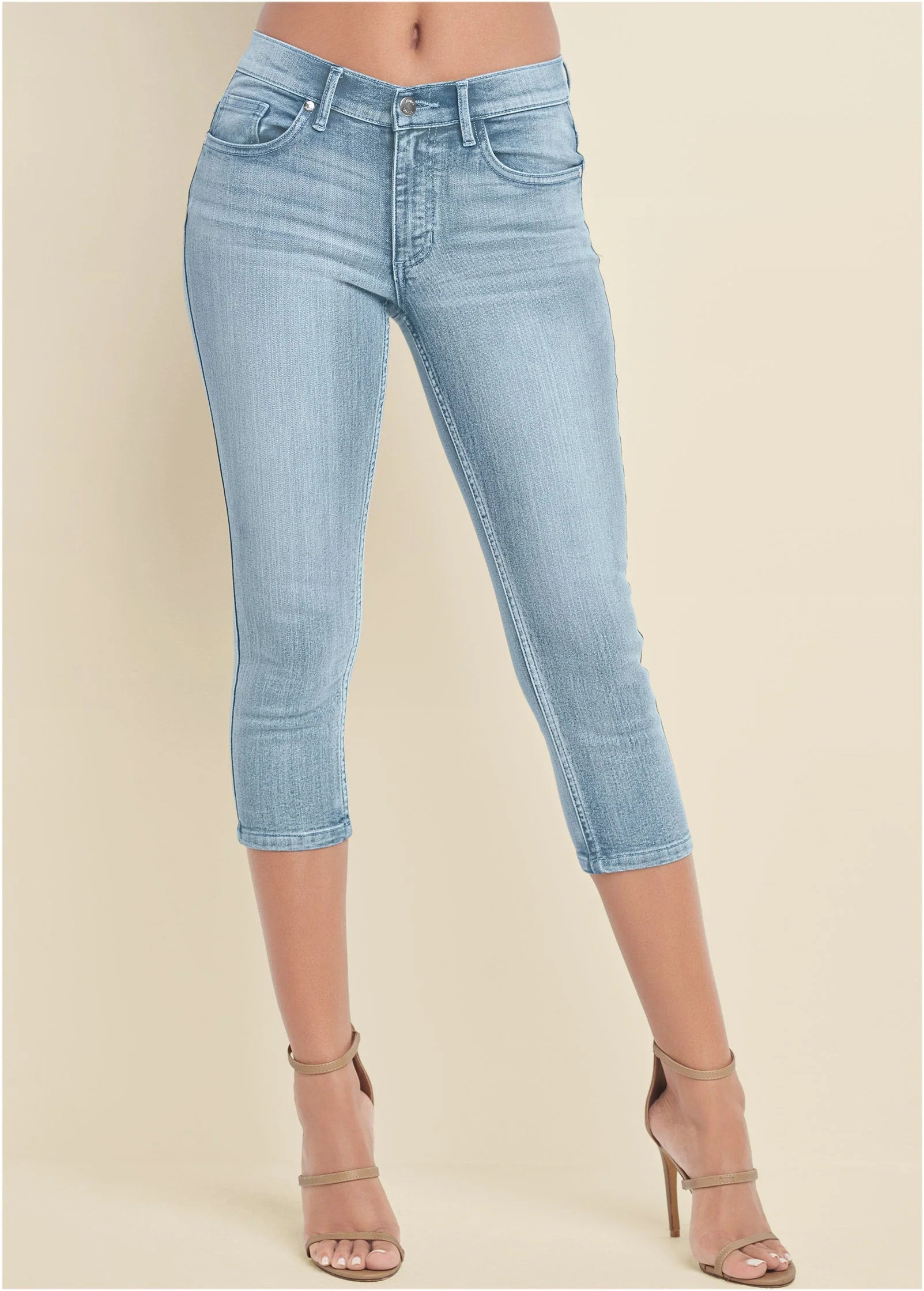 Cindy Capri Jeans Light Wash