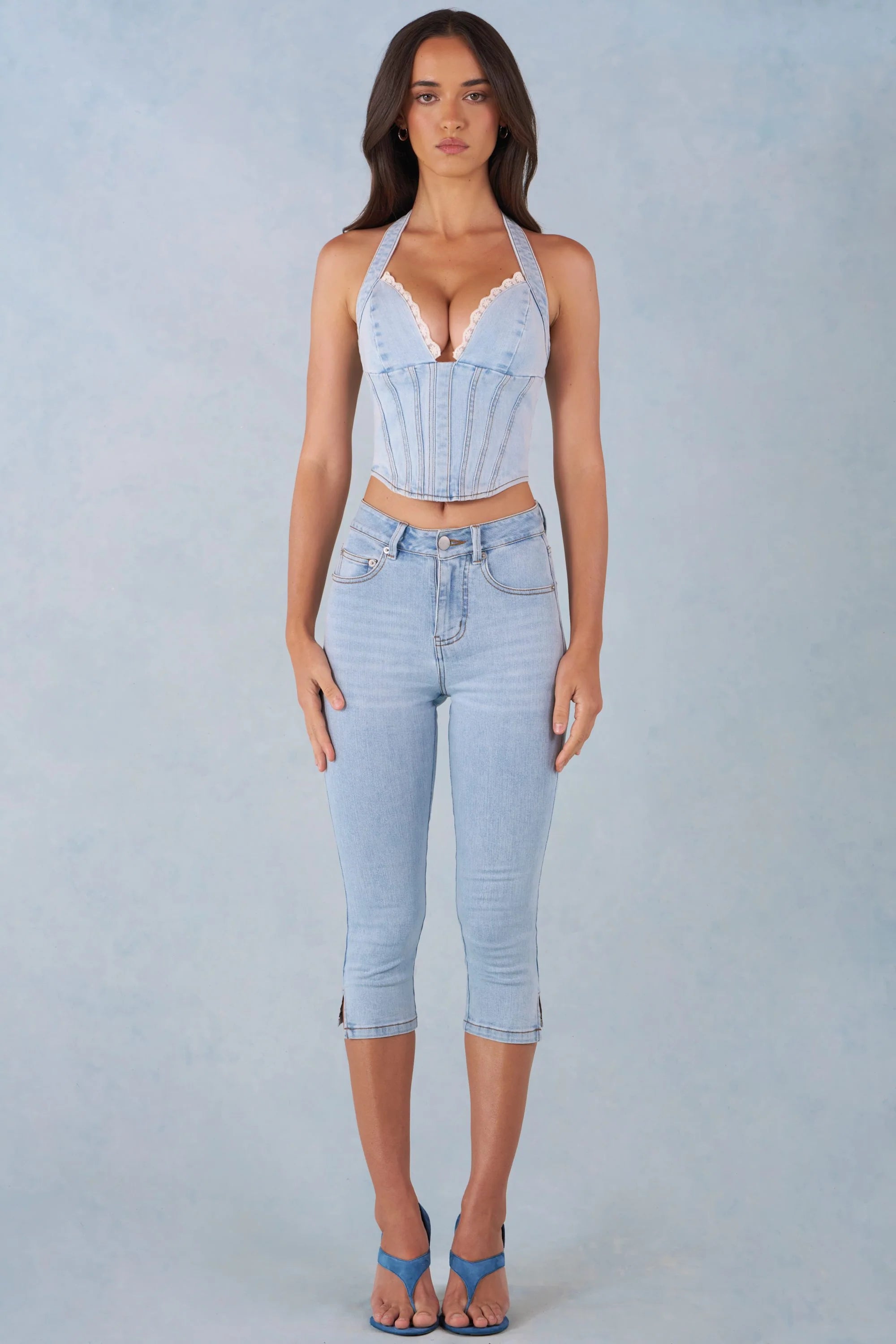 Mid Rise Denim Capri Jeans in Light Denim