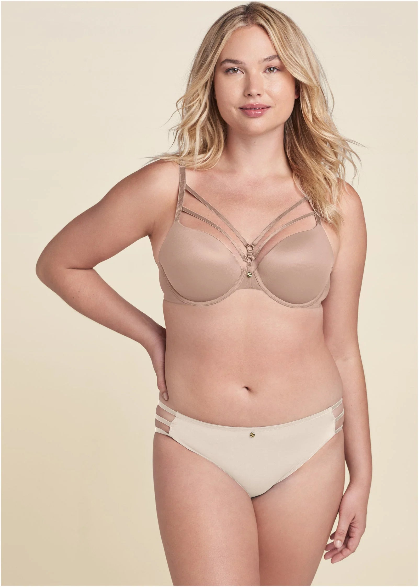 Pearl By VENUSÂ Strappy Plunge Bra Sonoran Sand
