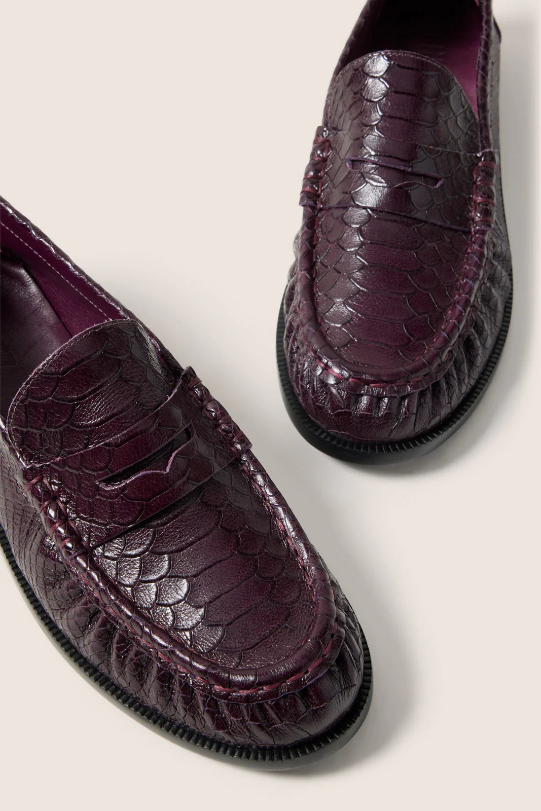 Tyche Loafer