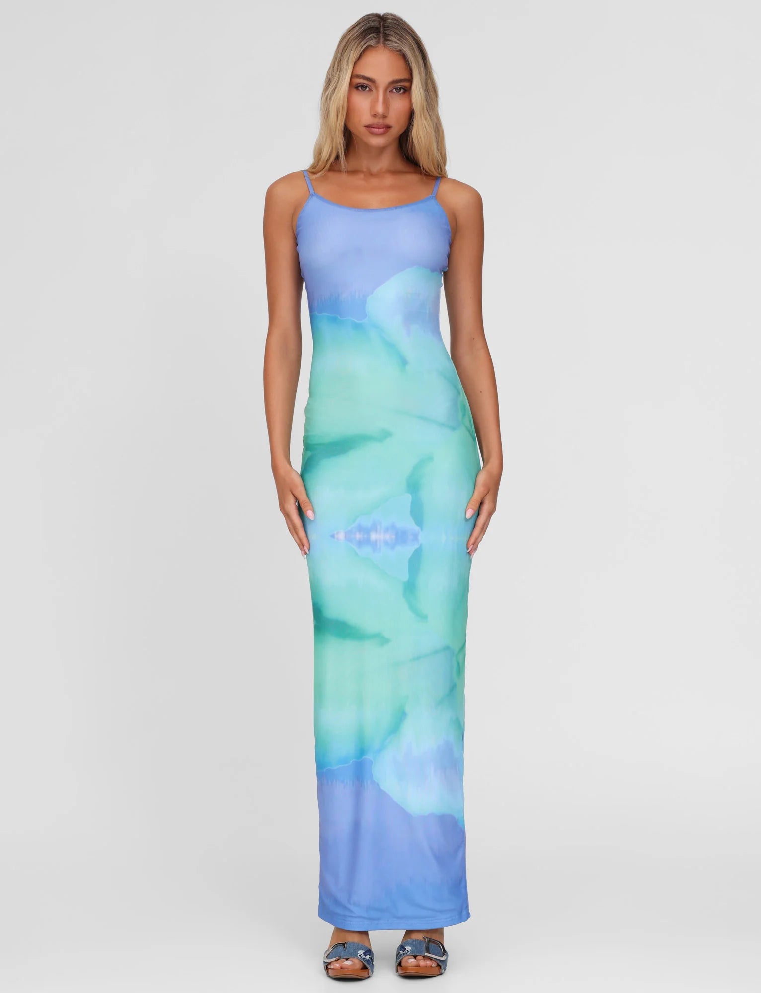 ARDON MAXI DRESS BLUE MACRO FLORAL BLUE HIBISCUS