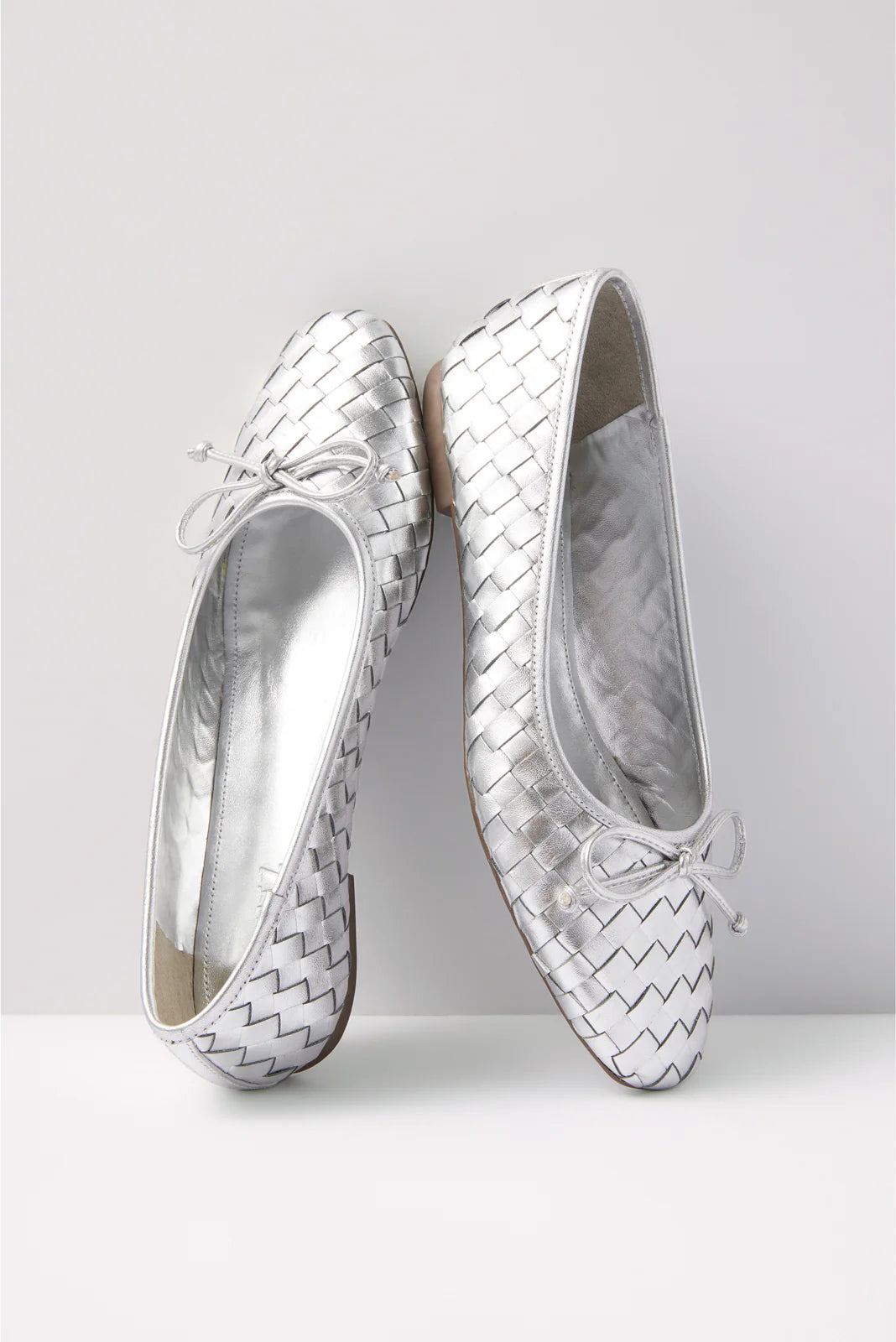 Arissa Woven