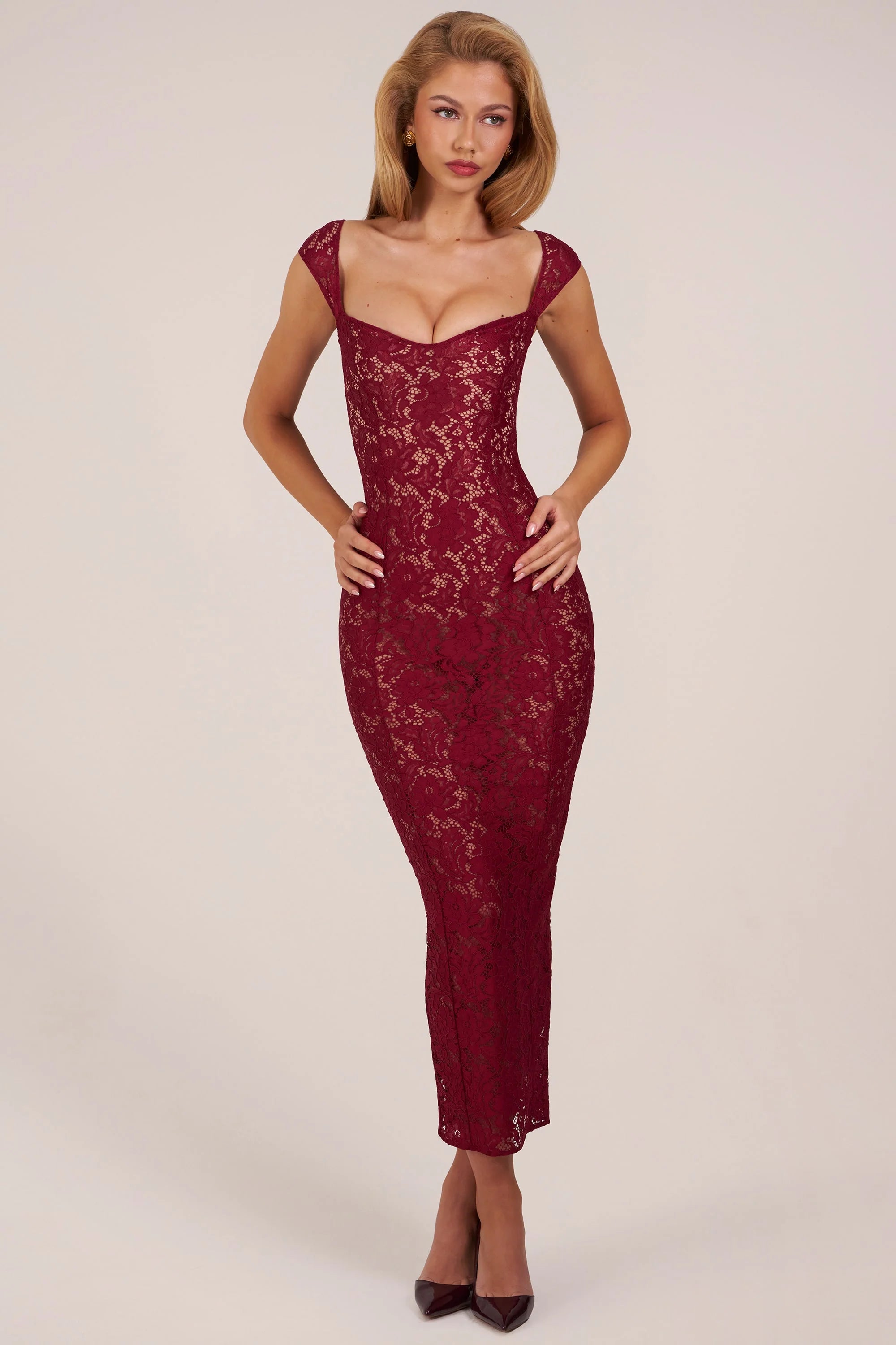 Sweetheart Neck Maxi Dress in Wine