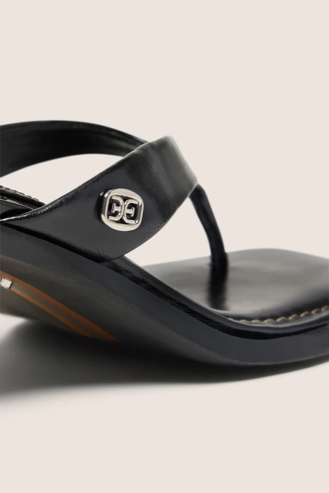 Dollie Heel