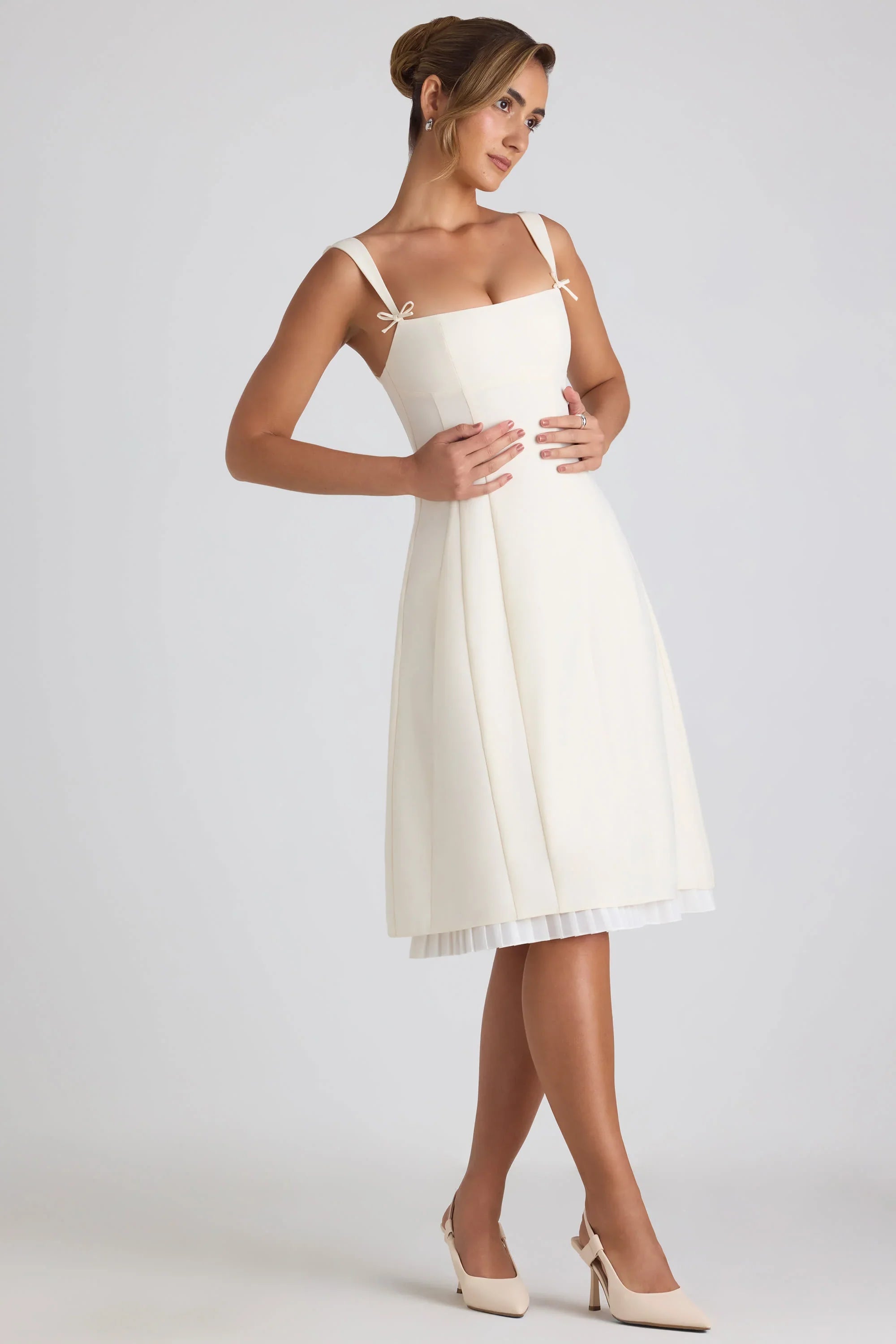 Bow Detail Pleated A Line Midi Dress in Ivory