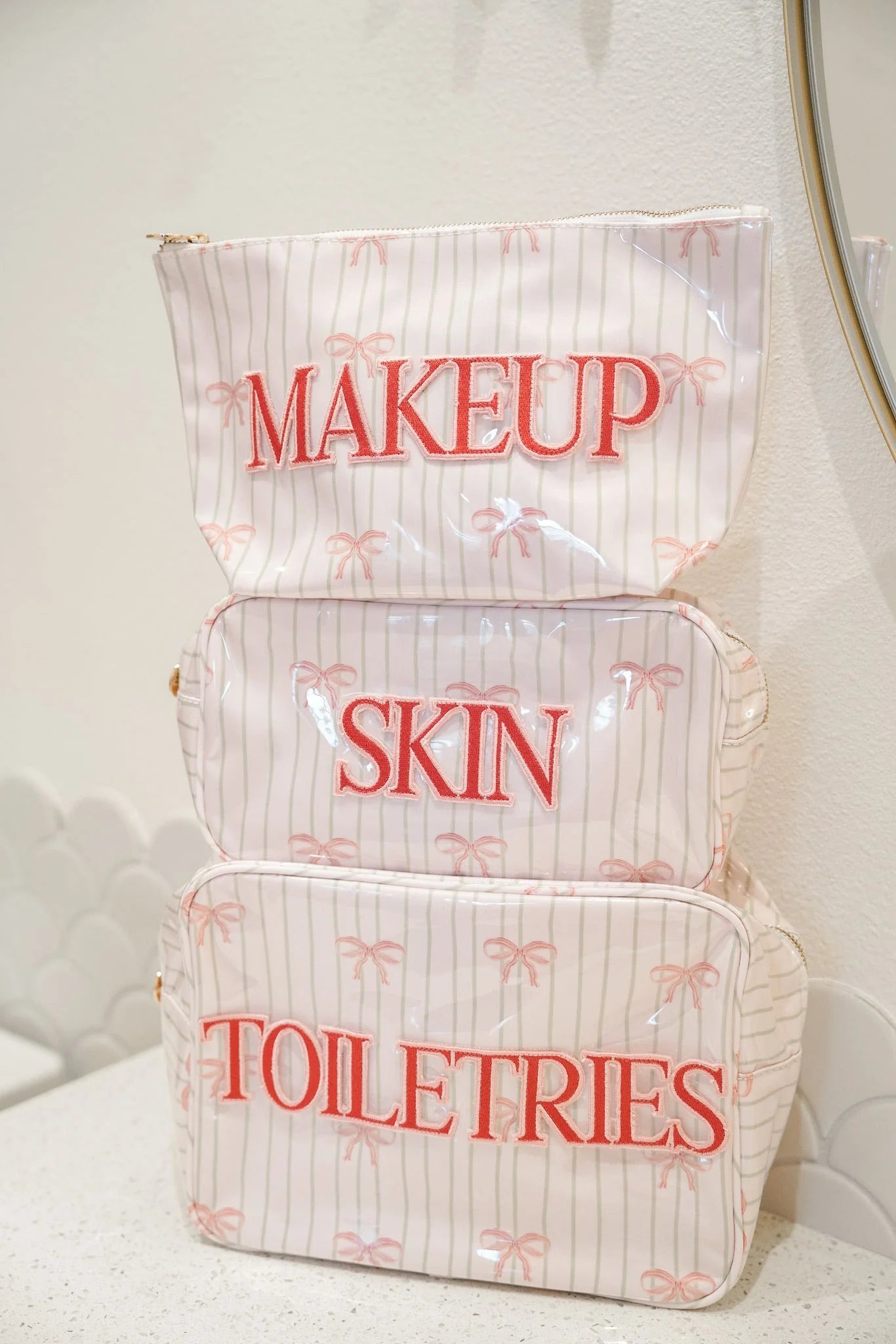 KenzKustomz Pink Ribbons Clear Coat XL Bag Toiletries