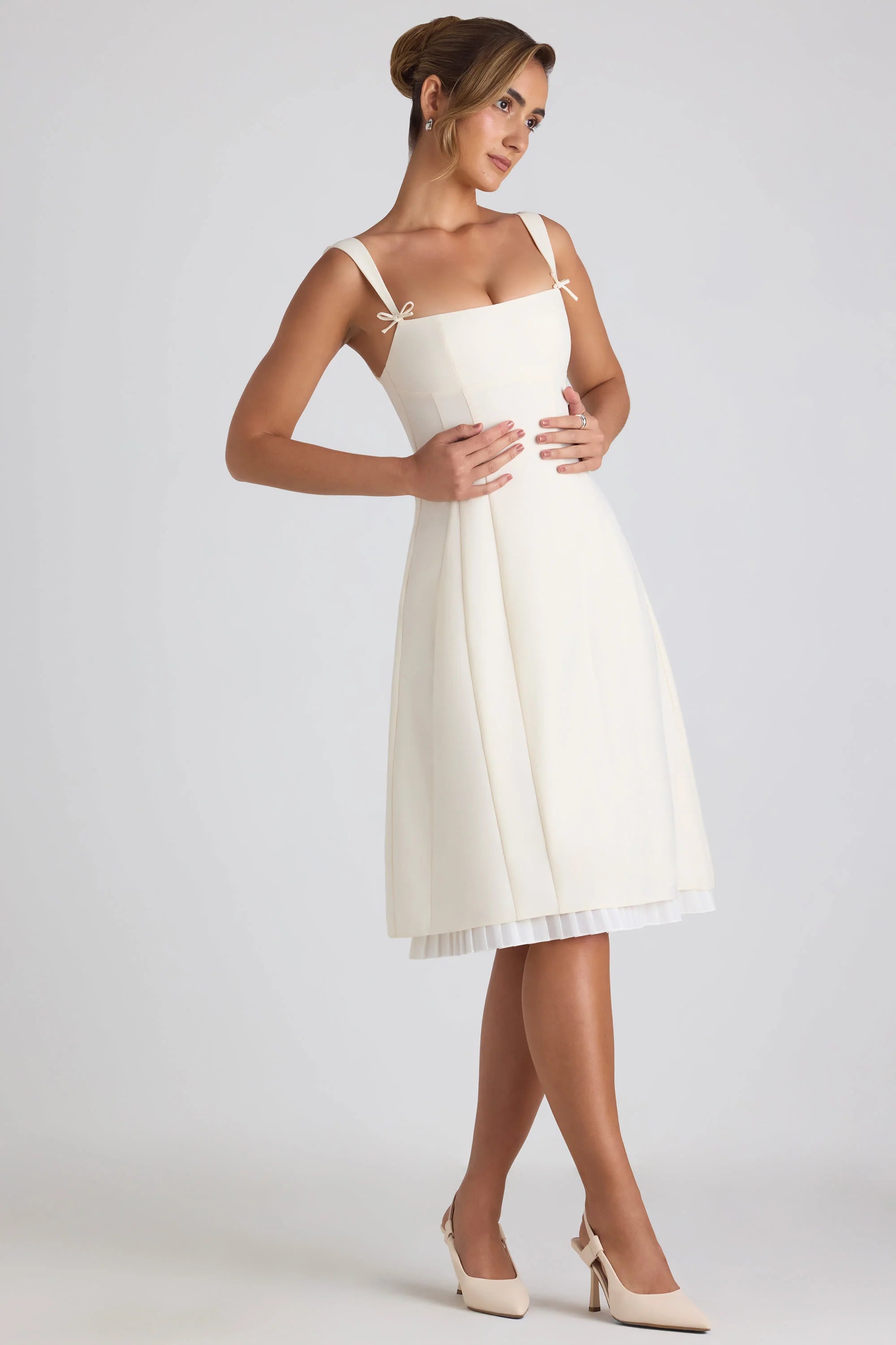 Bow Detail Pleated A Line Midi Dress in Ivory