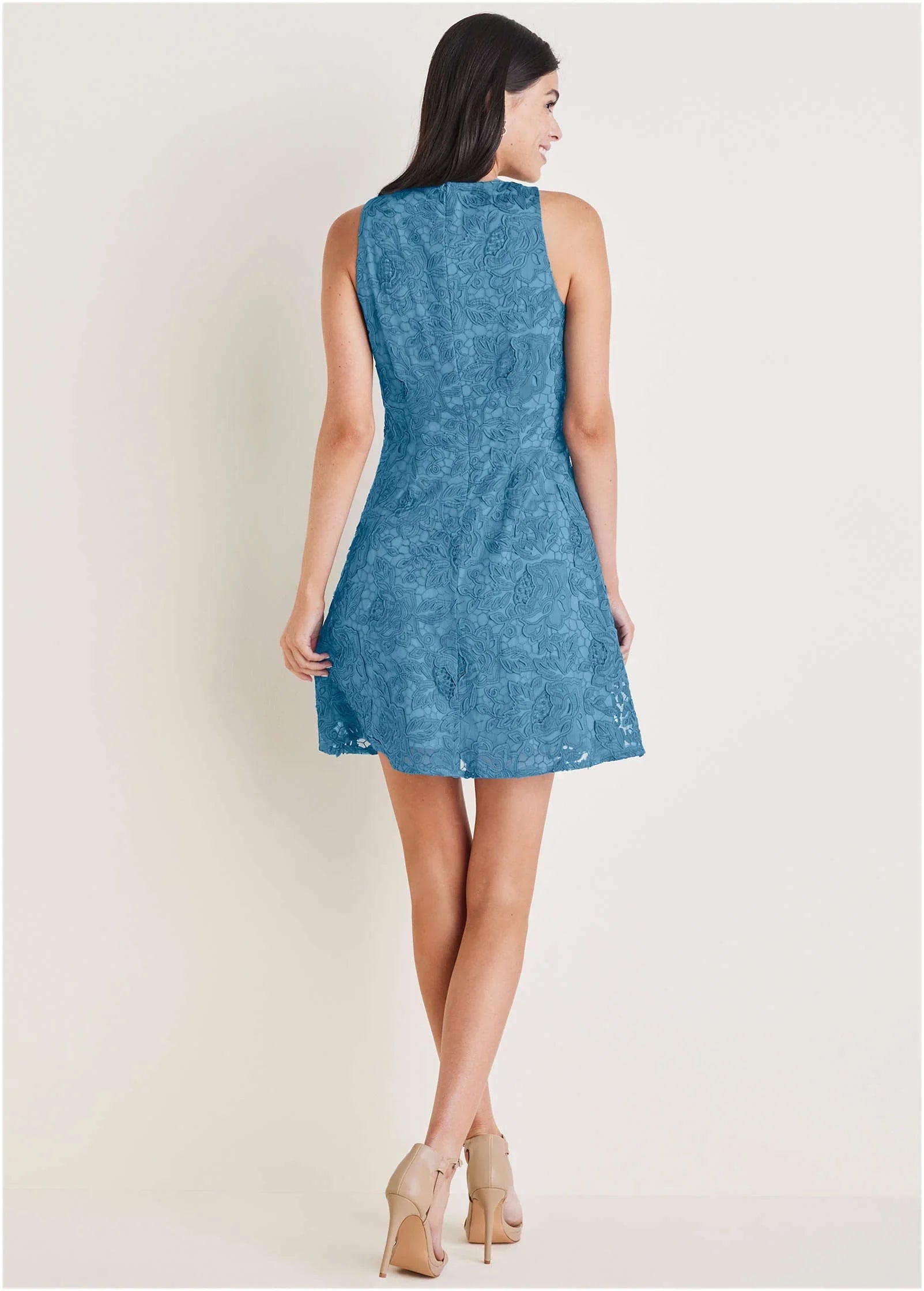 Lace Mini Dress Niagara
