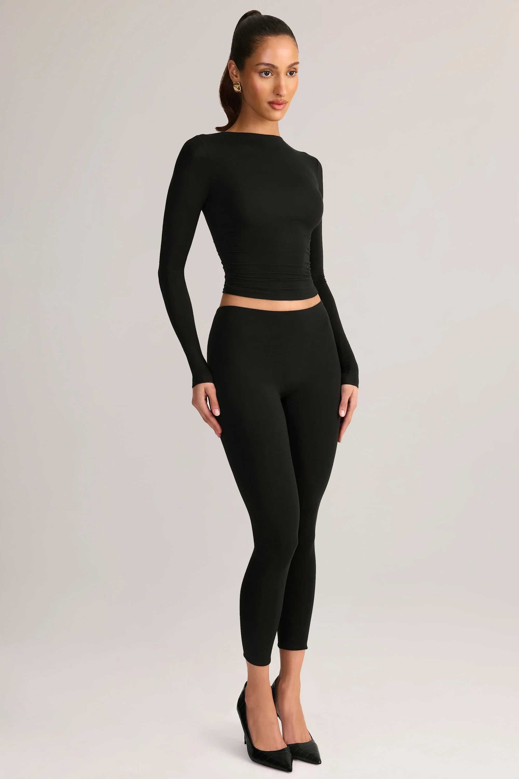 Modal Mid Rise Cropped Leggings in Black